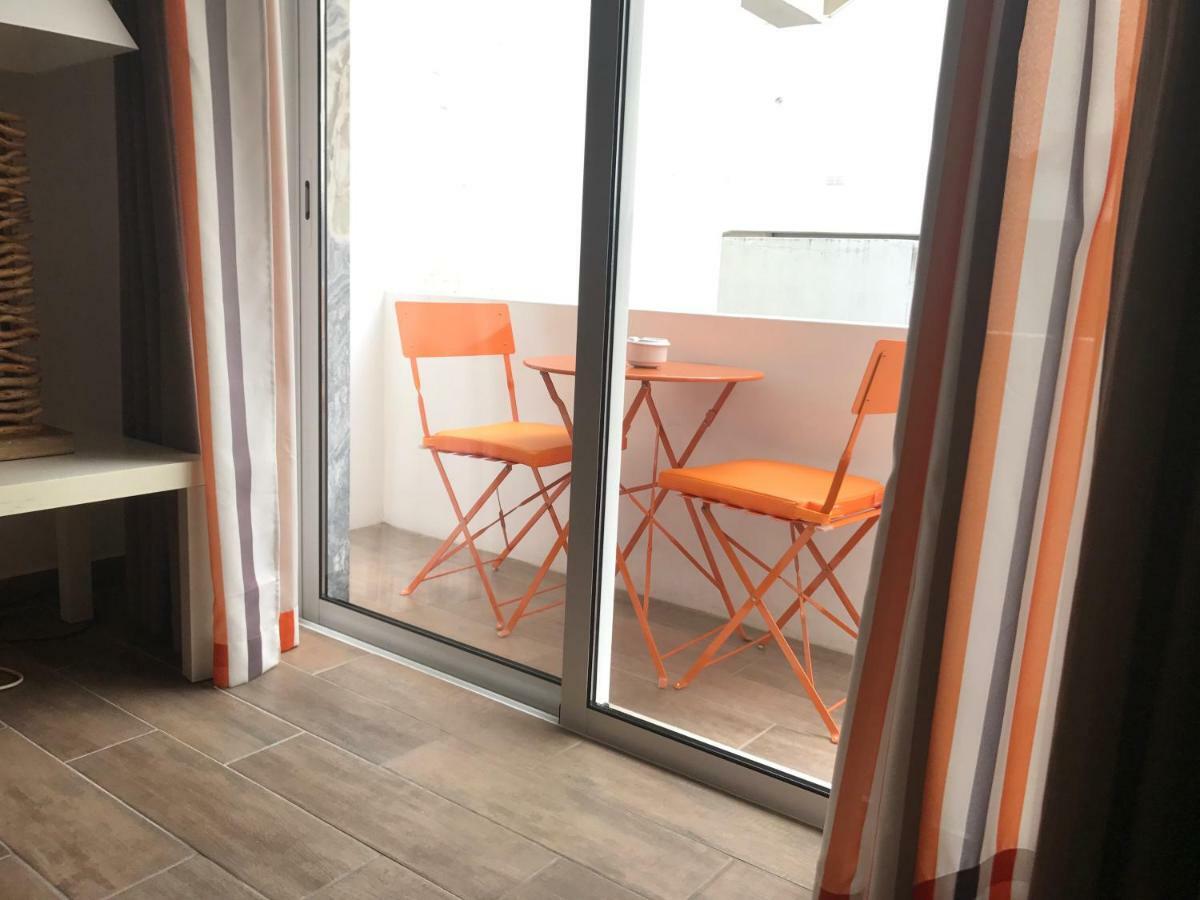 Apartment Zesty Orange By Ithouse